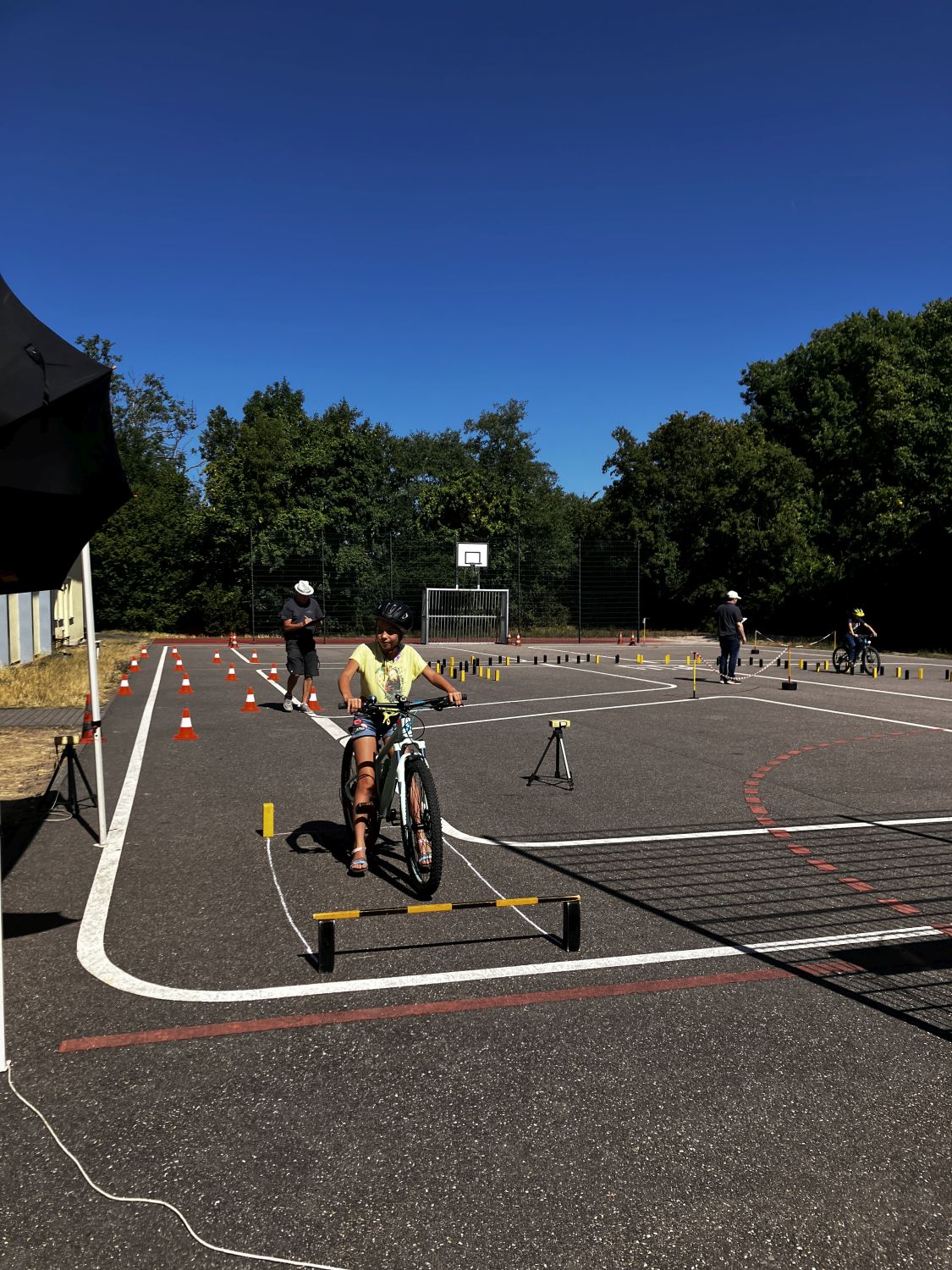 ADAC-Fahrradturnier der Dritt- und Viertklässler - Bild 02