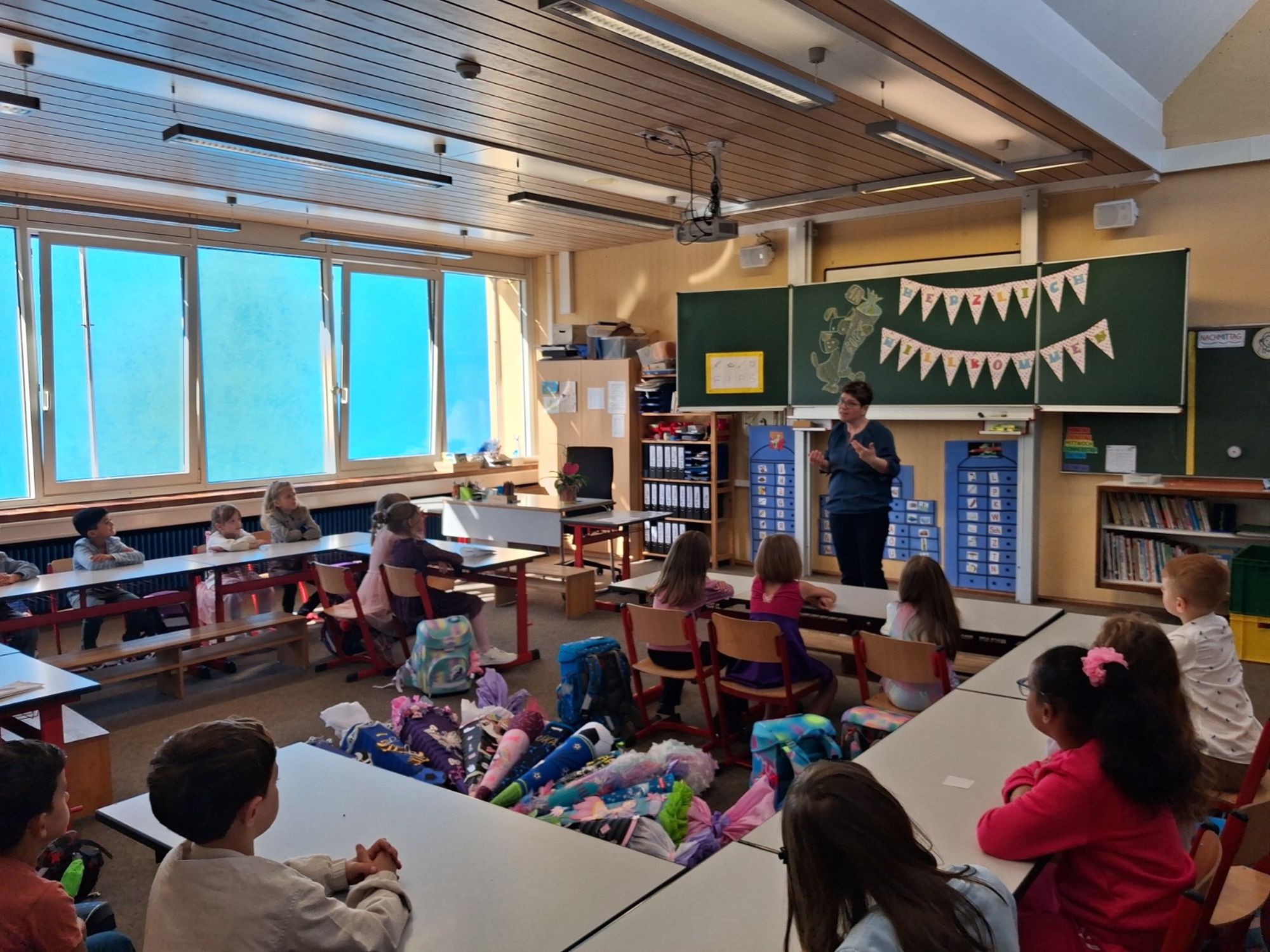 Willkommen im Schlaraffenland Schule - Bild 01